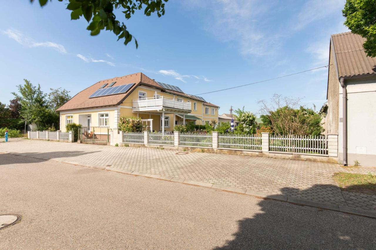 Pension Tadtendrang Exterior foto